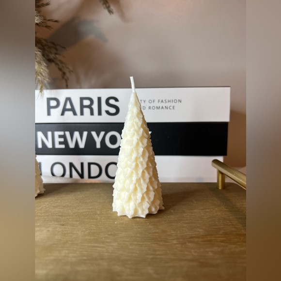 White Christmas Tree Candle Set - Picture 2 of 5